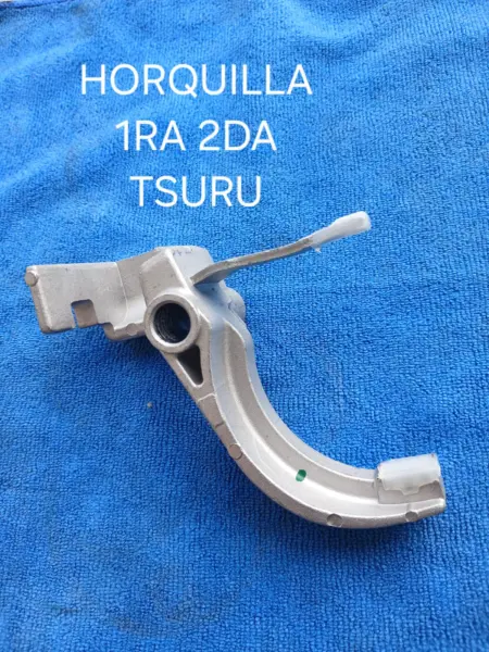 Horquilla 1ra 2da Nissan Tsuru – Transmisiones Panamericana